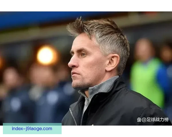 伊普斯维奇主帅麦肯纳连跳晋升赢得广泛赞誉
